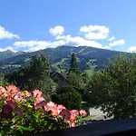 Apartment Schoenauer *
