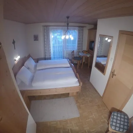 アパート Schoenauer