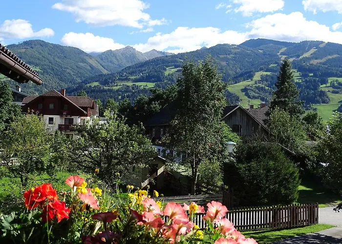 Apartmán Schoenauer Haus im Ennstal